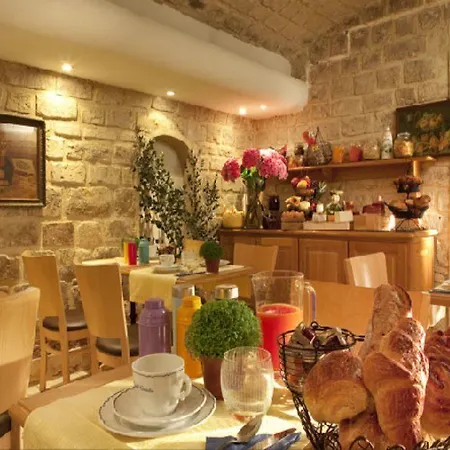 Cordelia Opera-madeleine 3*