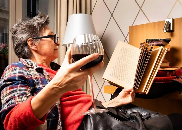 科迪莉亚玛德莱娜剧院酒店 3* 巴黎