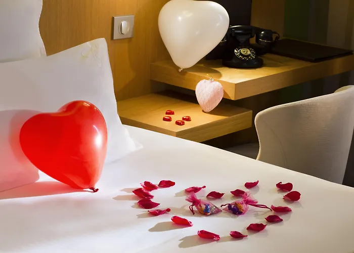 科迪莉亚玛德莱娜剧院酒店 3* 巴黎