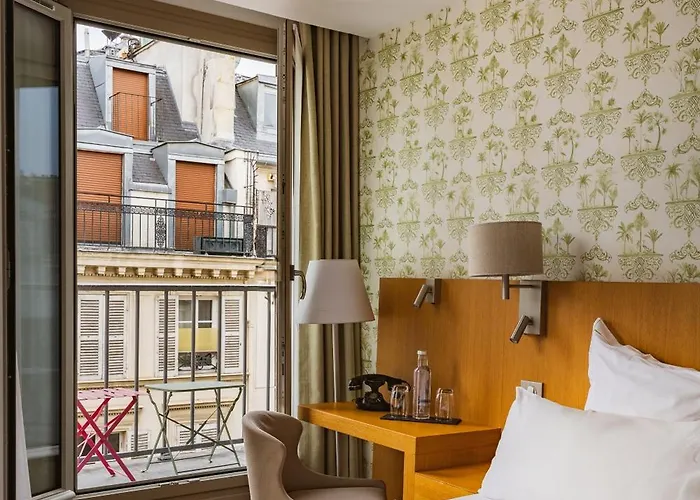 科迪莉亚玛德莱娜剧院酒店 酒店